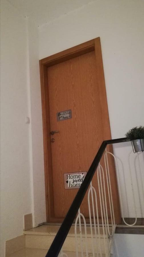 Novalja Centar Apartamento Exterior foto