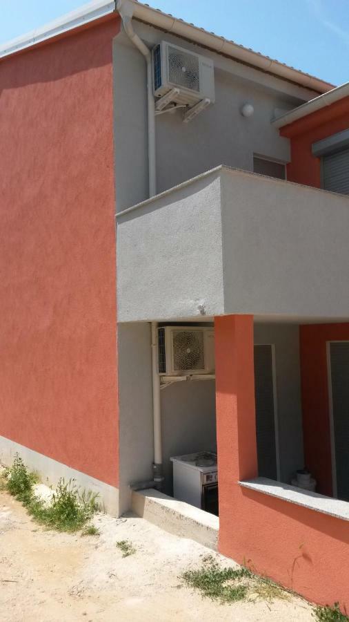 Novalja Centar Apartamento Exterior foto